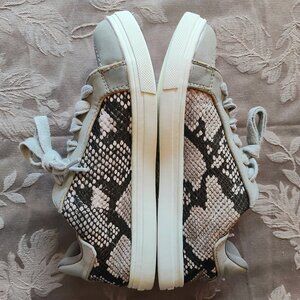Treasure & Bond Lucy Snakeskin and Suede Girl's Sneakers, Size 2, Used